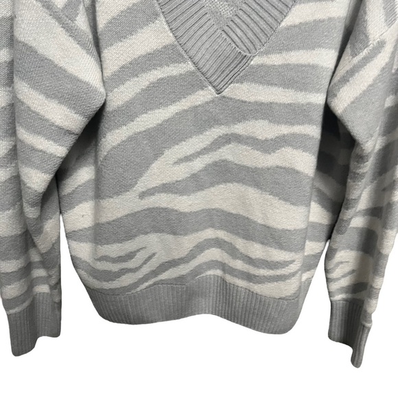Varley Calvert Zebra Intarsia Wool Blend Sweater - Picture 7 of 9